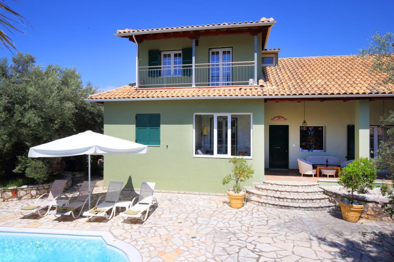 Elite Escape Villa Tsoukalades Exterior photo